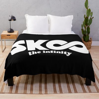 Sk8 The Infinity Throw Blanket